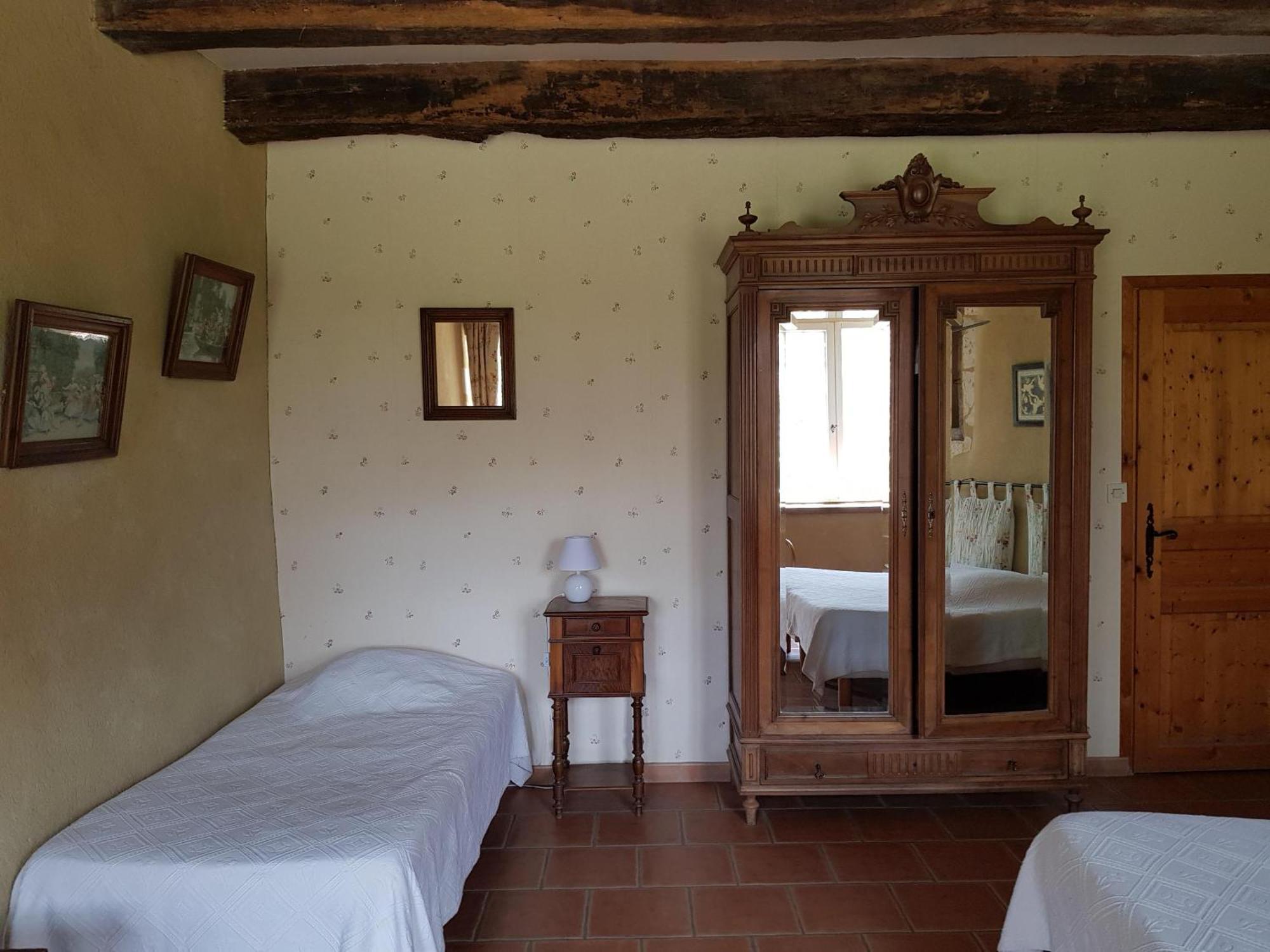 Hotel Les Roberderies Broc Pokoj fotografie